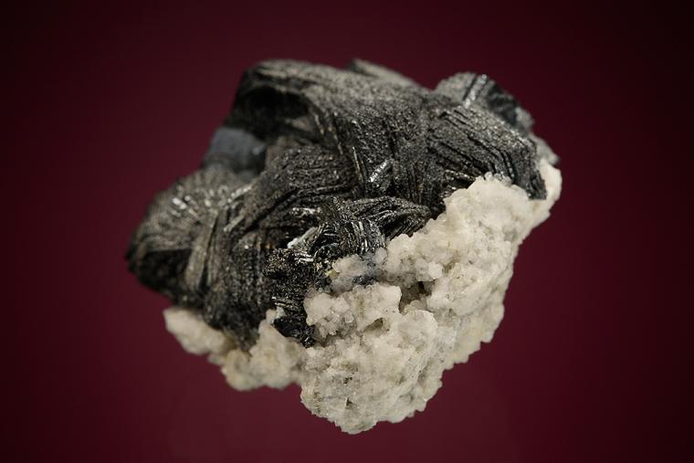 ILMENITE(?)